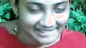 Bengali bhabhi with her hubby in front of her family friend getting naked