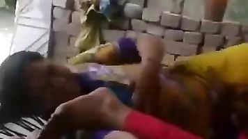 Lahori Girls In Fun Mood - Movies.