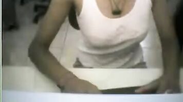 Sexy Delhi Babe In Cafe - Movies.