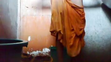 Bangla bhabhi homemade shower.