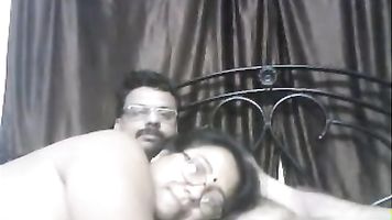 We are very sensual and sexy mature Indian couple who love sex and ready to share our passion with you.