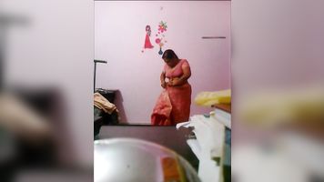 Mature Bhabhi Sari Removal - Movies.