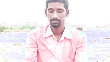 Wet Aunty At Juhu Beach - Movies. video2porn2