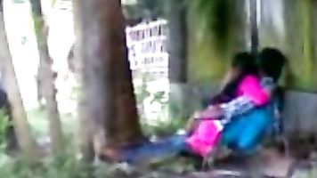 Couple In Park Love MMS - Movies.