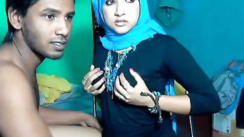 Married Srilankan Couple - Movies. video2porn2