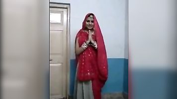 Rajhastani Bhabhi Dancing - Movies. video2porn2