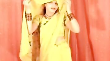 Hindu Girl in Yellow Saree Tease.