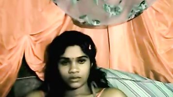 Hot Indian Babe on web cam.