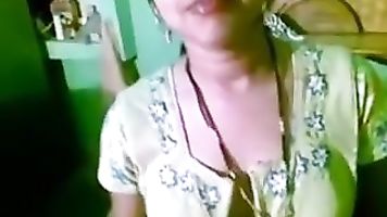 Indian slut fucked full hindi Audio.
