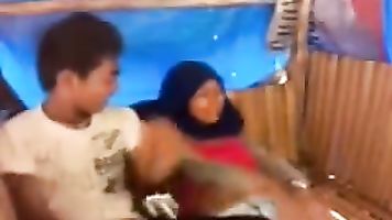 Malay Girl Enjoying Sex With Boyfriend In a Hut.