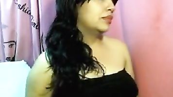 Savitha bhabi look-like call girl on cam.