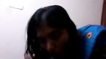 Indian wife sucking her mans cock.