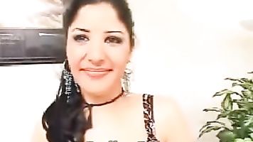 Hot Pakistani Housewife Paroo