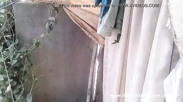 Stunning Tamil Babysitter Nude Outdoor Shower - IndianHiddenCams.com