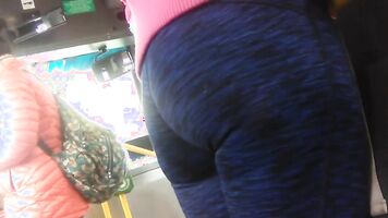 desi girl nice butt in blue tights