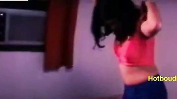 Mallu nymphos romance with mommy guy