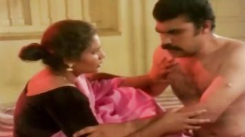 Sexy Aunty and Man in Room Scene  Uma Maheshwari cute glamour scene