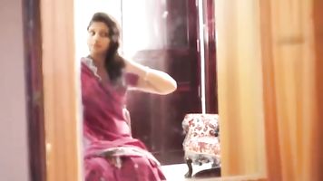 Desi Bhabhi Fucked By Trailor