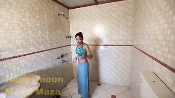 Tamil Delhi Bhabhi Cute Sex Clip in Shower Huge Boobs