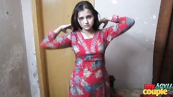 Tamil Housewife Sonia In Shalwar Suir Strips Naked Hardcore XXX Fuck