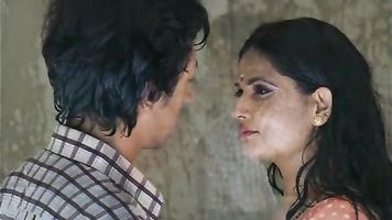 Mastram Webseries Abha Paul acts Mallu aunty enjoys sex with neighbour Raja Ram