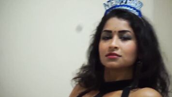 INDIAN BHABI IN LONG GHETTO DRESS WITH SLIT