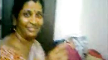 Tamil aunty ki jobordost chudai video2porn2