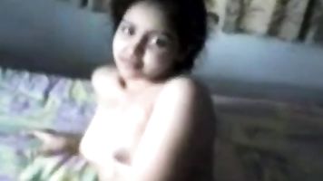 Indian Bhabi Huge Boobs - http://desicutenspicy.blogspot.com