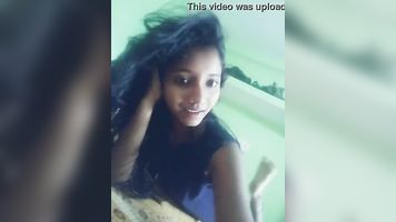 sing and show beautiful mallu girl