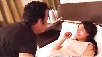 BOOBS SUCK OF DESI ACTRESS KAREENA