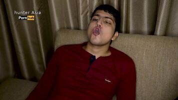 Two Desi Sluts gets fucked in hotel room - FFM