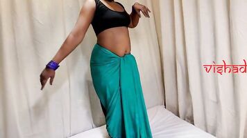 Saree wear beautiful Desi girl hard frog fucking with company boss