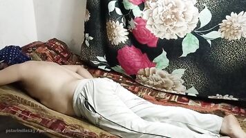 Desi uncle did hardcore assfuck fucking on the pretext of leaving his milf's best friend in the party