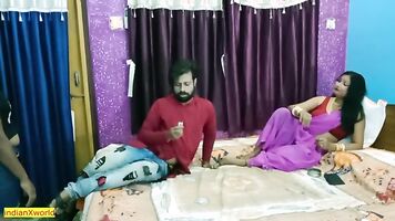 Desi bengali aunty sex business at home! Best desi sex with dirty audio