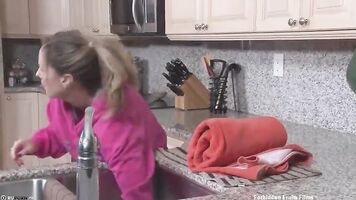 Sister-in-law fuck in the kitchen