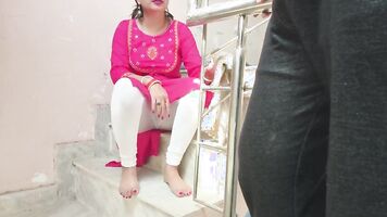 Desisaarabhabhi -Desi shy kamwali Fucked hard by her Landlord Kamwali ke sath Outdoor Masti lagging utar kar zabardast gaand chodi hindi