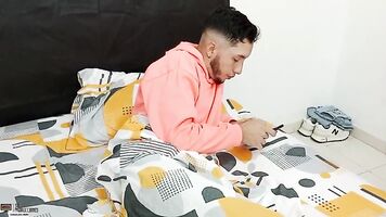 I Invite My Best Friend To My Bed, I Get Horny And I End Up Fucking Her Vagina Creampie - Porn In Spanish
