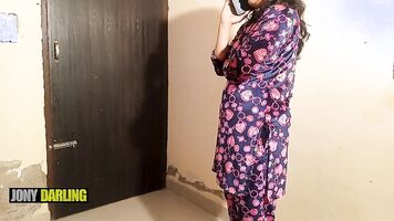 Husband Gaya Boyfriend Ko bula liya biwi ne, Tamil Milf cheating on her husband Clear Hindi Audio