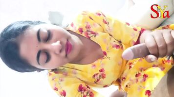 Indian College amateur fuck in oyo (Hindi audio)