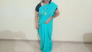 Sexy Desi 20 Year Old Indian Bhabhi Fucked By Dever she was newly married