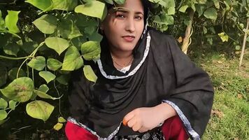 Real lVillage Bhabhi Outdoor sex