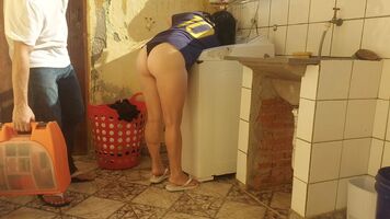 Married milf, technician pays for washing machine with her vagina