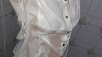 Sexy Married Woman in a Wet T-shirt Gets Fucked in the Shower