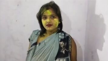 Desi New Holi Viral Movie 2024 Naukar Ne Apni Malkin Ko Choda Holi Ke Din Hindi Aawaz Ke Saath