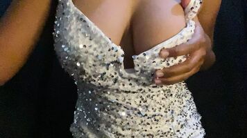 Indian Tamil sexy beautiful boobs