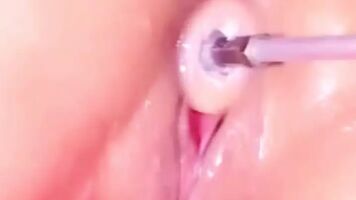 desi girl orgasming caught his mommy