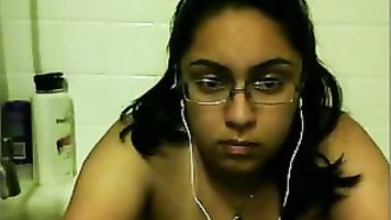 Rhea In Shower - Movies.