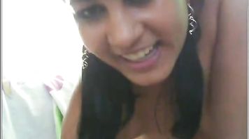 Very Hot Girl On Cam - Movies.